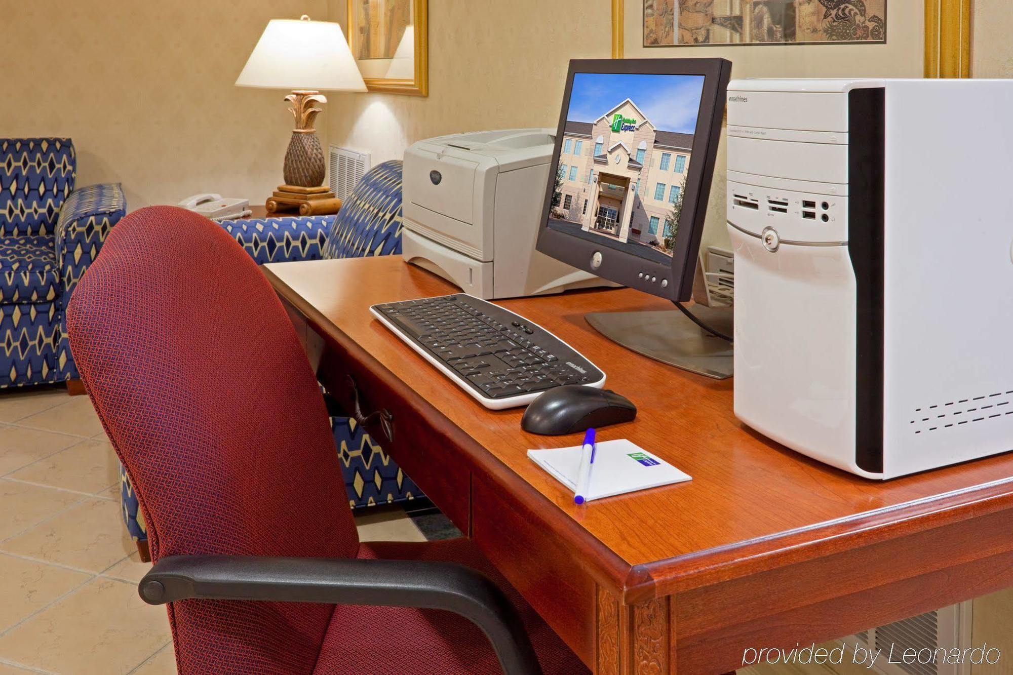 Holiday Inn Express Hotel & Suites Reading By Ihg Ngoại thất bức ảnh